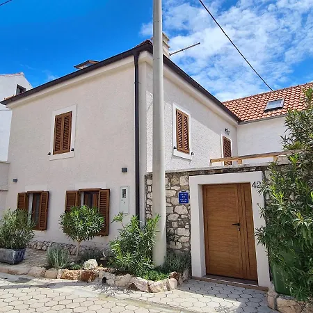 Vila Traditional Beautiful House By The Beach *